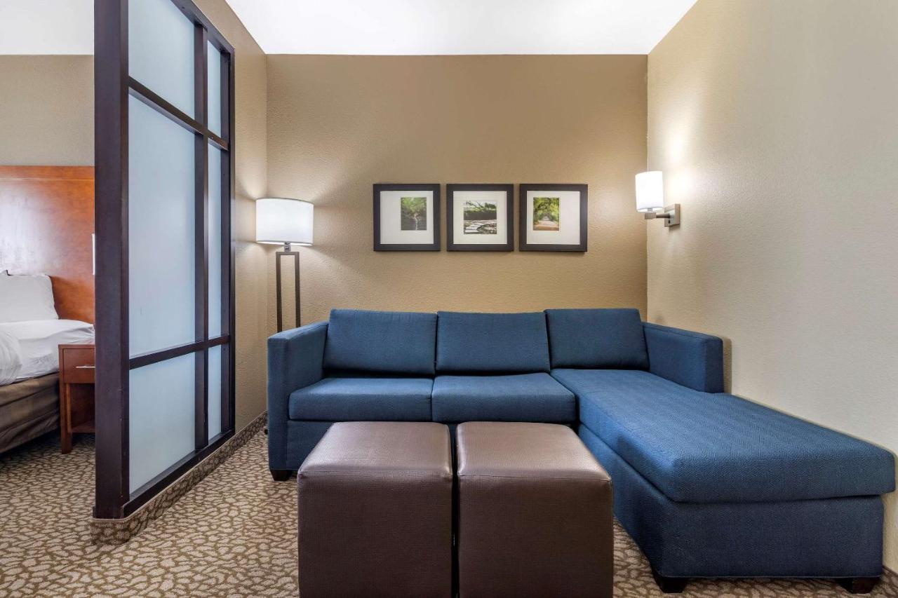 Comfort Suites Florence I-95 Экстерьер фото